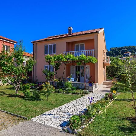 Apartment Zdravka Banjol 외부 사진